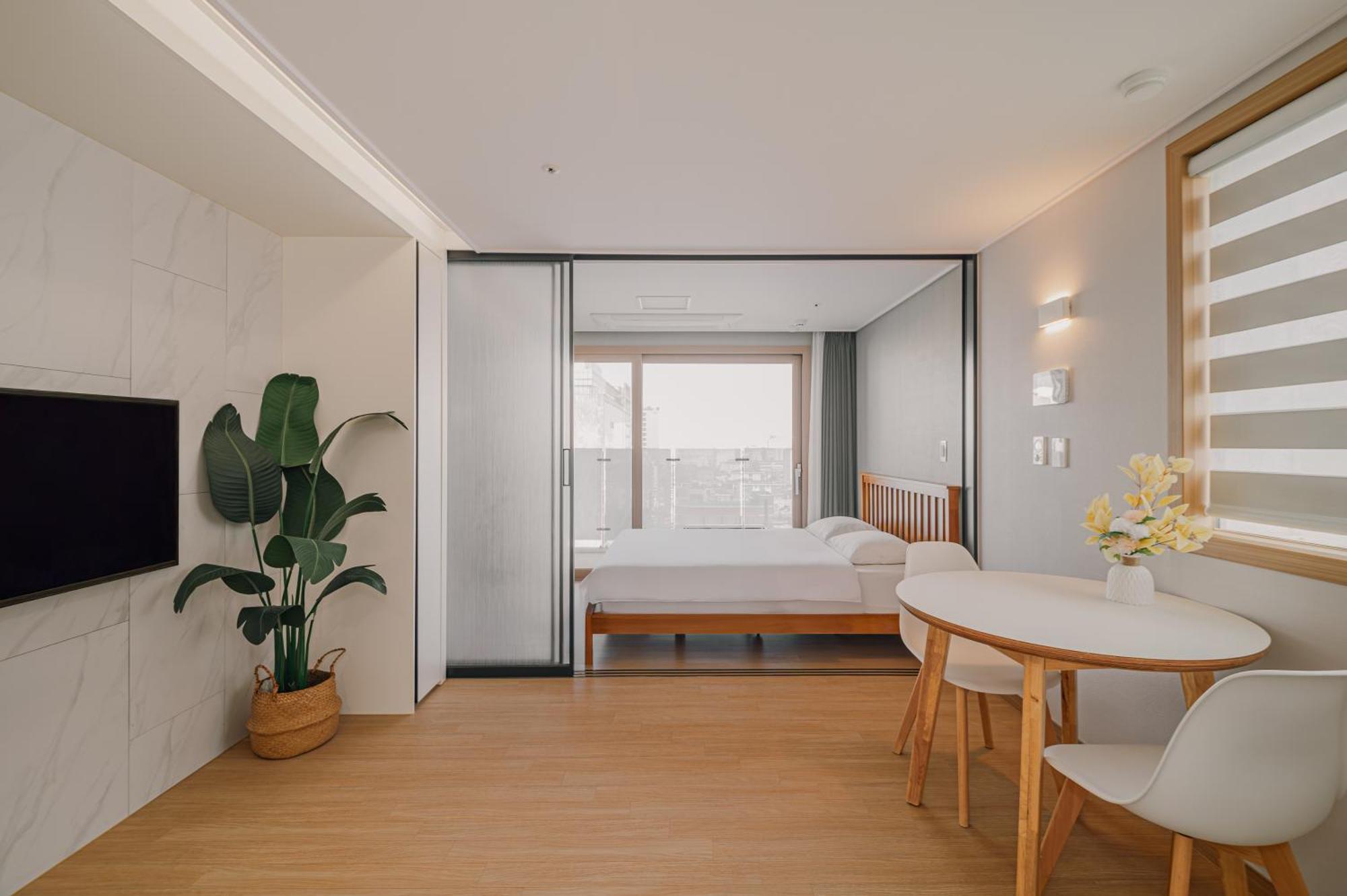Jeju The Terrace View Aparthotel Exterior photo